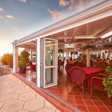 オナ エル マルケス 4*